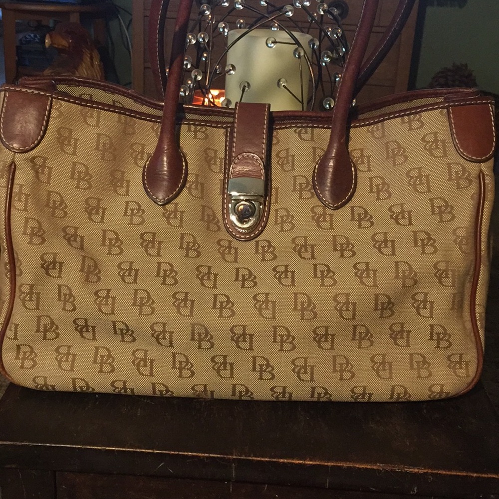 Dooney & Bourke Handbag